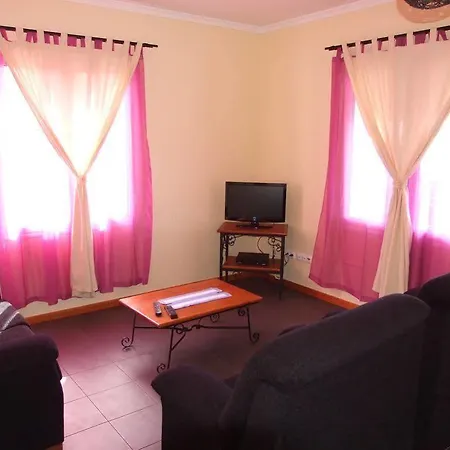 Paraiso Flores بيت للعطل