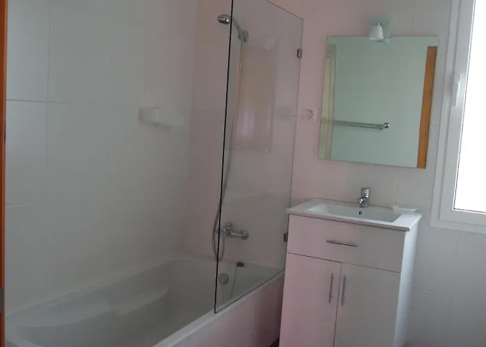 Holiday home Paraiso Flores Estreito Da Calheta